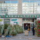 Illustration for article titled Photo Essay: NYCs Incredible Christmas Tree Seller Subculture